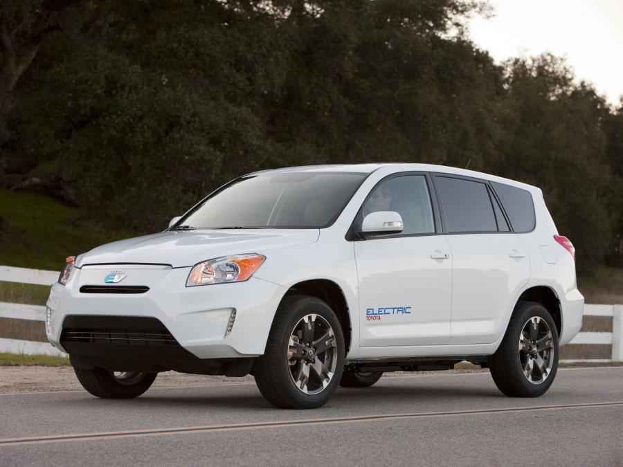  Toyota RAV4 EV Concept 2010 года  (фото 41 из 48)